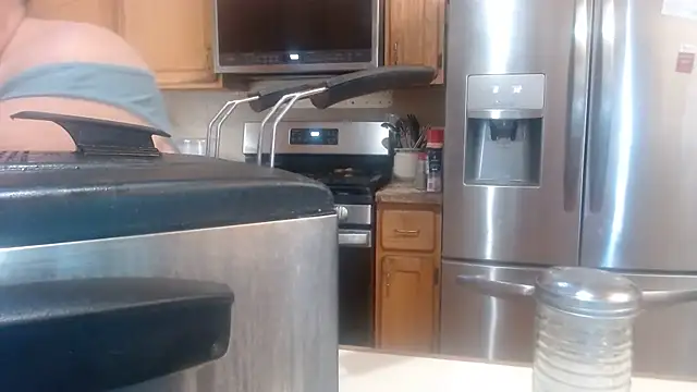 Hornybbw1978 online show from October 23, 2025, 11:57 pm