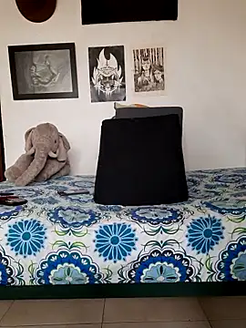 cosmicwind online show from February 13, 2026, 5:20 pm