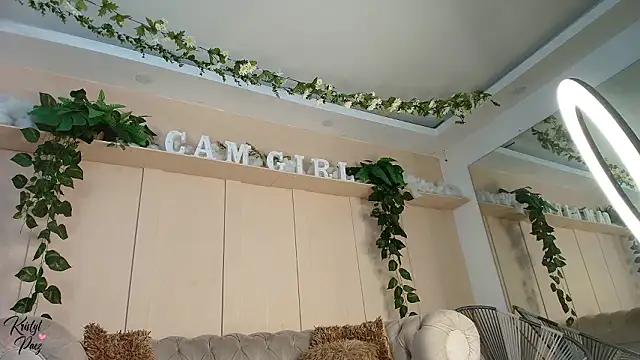 Snapshot of kristyl_paez chatting on February 9, 2026, 7:51 pm kristyl paez online show from February 9, 2026, 7:51 pm