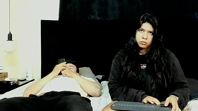 lissandthor13 online show from September 29, 2025, 10:53 am