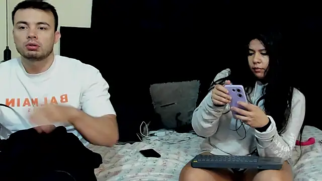 lissandthor13 online show from October 21, 2025, 10:49 am