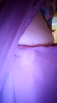 Snapshot of Riyasingh9 chatting on December 29, 2024, 3:33 am Riyasingh9 online show from December 29, 2024, 3:33 am