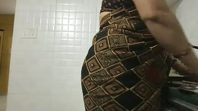 Snapshot of Riyasingh9 chatting on January 11, 2025, 12:29 pm Riyasingh9 online show from January 11, 2025, 12:29 pm