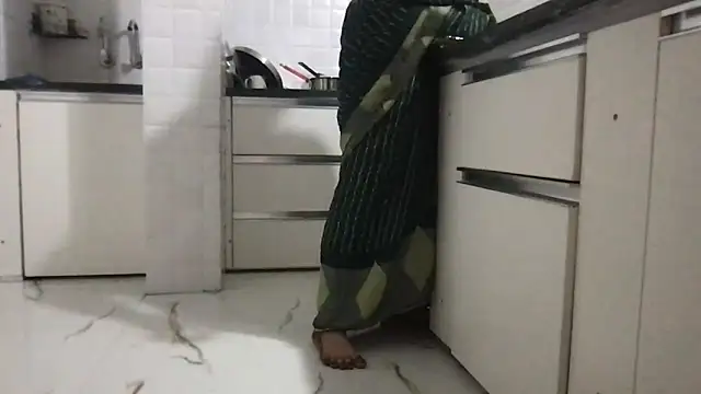 Snapshot of Riyasingh9 chatting on October 15, 2025, 2:55 am Riyasingh9 online show from October 15, 2025, 2:55 am