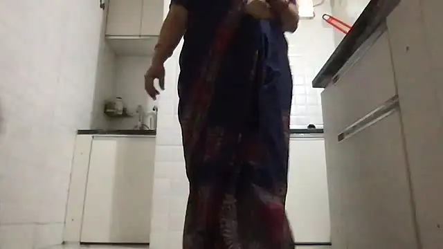 Riyasingh9 online show from January 17, 2026, 5:01 am