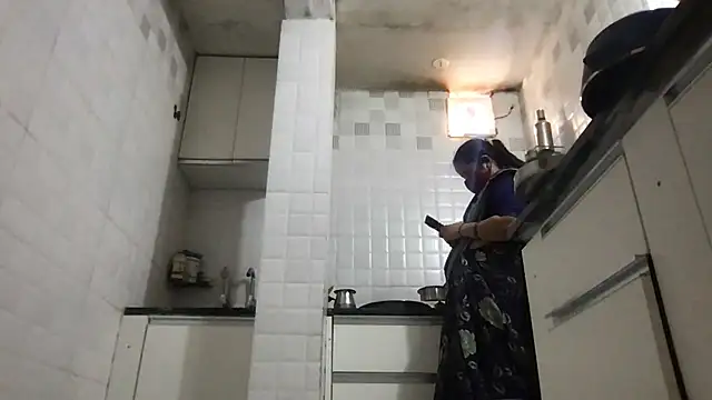 Riyasingh9 online show from March 7, 2026, 4:53 am