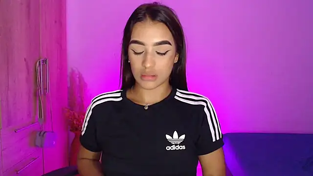 Snapshot of GiltRosebush chatting on January 11, 2025, 2:09 am GiltRosebush online show from January 11, 2025, 2:09 am