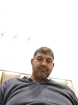 Amandev7 online show from April 17, 2026, 1:52 am