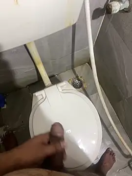 Snapshot of Rahuldhe22 chatting on January 21, 2025, 7:28 pm Rahuldhe22 online show from January 21, 2025, 7:28 pm