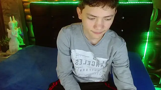 cruz dante online show from March 31, 2026, 7:14 pm