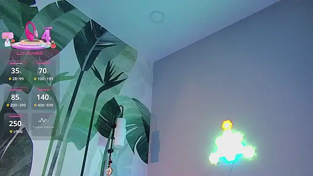 RubyValen online show from March 26, 2026, 1:33 am