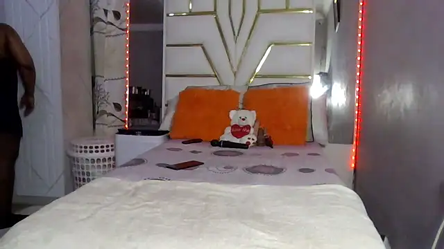 SexyyNana online show from November 11, 2025, 2:22 am