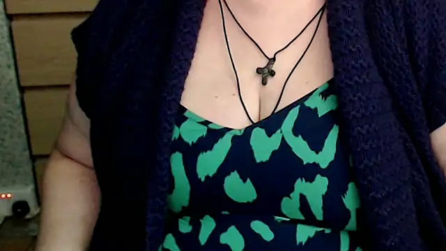 mayasmith online show from November 19, 2025, 8:09 pm