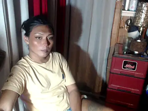 Snapshot of Topangel69 chatting on October 21, 2025, 7:14 pm Topangel69 online show from October 21, 2025, 7:14 pm