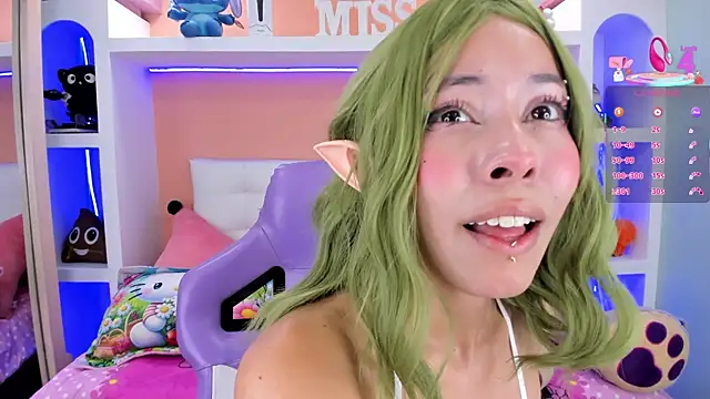 miss  maria online show from March 12, 2025, 4:02 pm