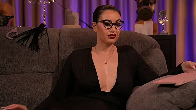 kelly kent online show from March 8, 2025, 1:50 am