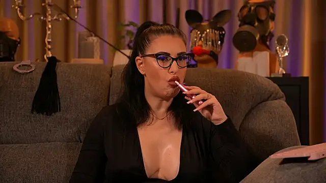 kelly kent online show from September 12, 2025, 11:15 pm