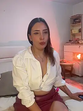 Freyja soh online show from February 11, 2025, 1:20 am