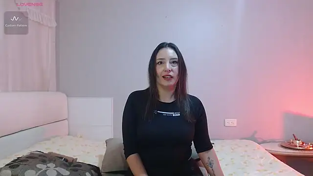 Freyja soh online show from February 26, 2025, 11:37 pm