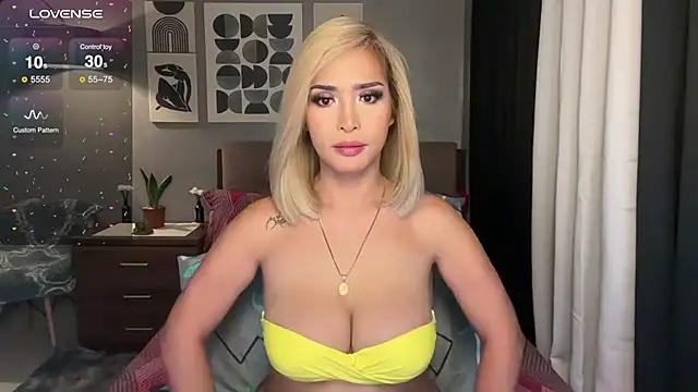 Snapshot of NastyH0tBABEx chatting on February 20, 2025, 7:12 am NastyH0tBABEx online show from February 20, 2025, 7:12 am