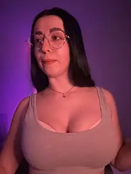 Emylia online show from February 14, 2025, 1:34 am