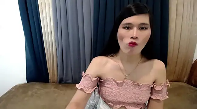 imyours-chenxx online show from February 5, 2025, 9:57 am