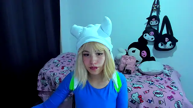 Akane-Mou online show from November 1, 2025, 1:51 am