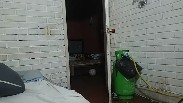 valeriaswang Lucas online show from November 27, 2025, 2:57 am