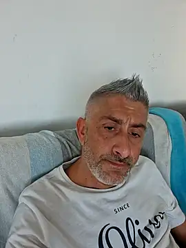 cuci45 online show from September 14, 2025, 2:38 pm