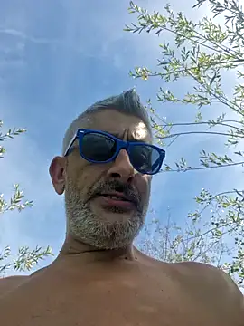 cuci45 online show from September 21, 2025, 11:56 am