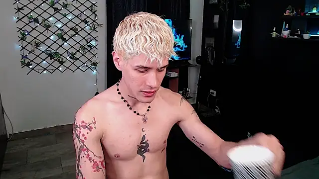 andybxby online show from January 21, 2025, 9:04 pm