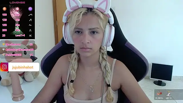 jujubinhahot online show from January 28, 2025, 12:43 pm