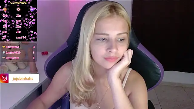 jujubinhahot online show from February 28, 2025, 1:15 am