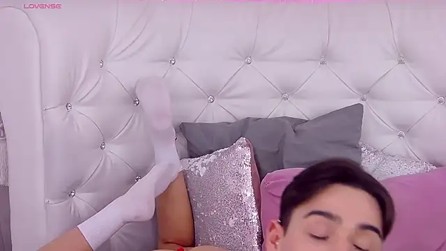 RobbyCharming online show from March 21, 2025, 4:39 am