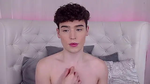 RobbyCharming online show from October 12, 2025, 4:33 am