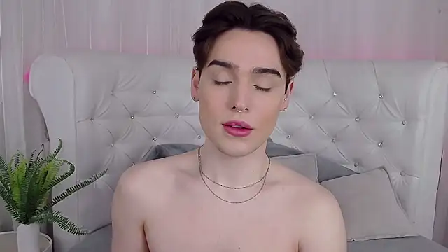 RobbyCharming online show from March 22, 2026, 4:27 am