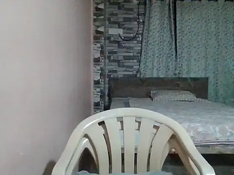 sexx4 online show from October 6, 2025, 8:17 pm