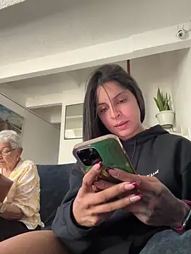 charlotte stevenss  online show from March 3, 2025, 2:48 pm