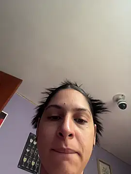 charlotte stevenss  online show from November 25, 2025, 2:39 pm