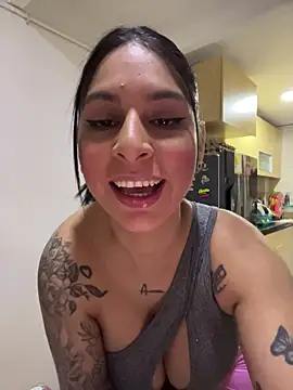 charlotte stevenss  online show from December 14, 2025, 12:54 pm