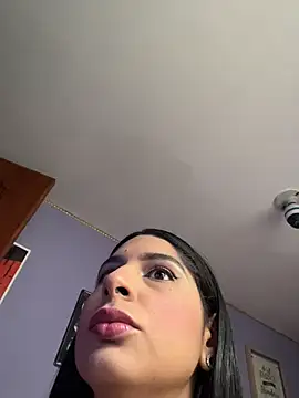 charlotte stevenss  online show from February 17, 2026, 2:13 pm