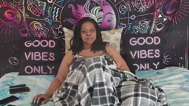 RenaeCumsAlot69 online show from February 3, 2026, 6:46 pm