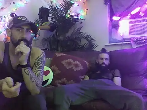 Snapshot of ItalianPapiDripDrip chatting on January 25, 2025, 12:27 am ItalianPapiDripDrip online show from January 25, 2025, 12:27 am