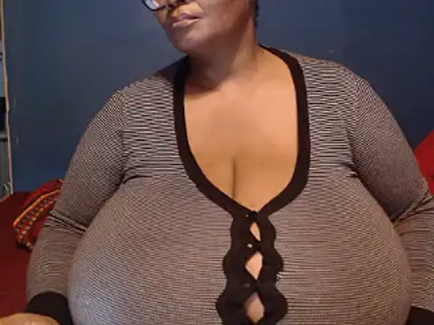 CUTEFIRMMELONSS online show from March 13, 2025, 8:22 pm