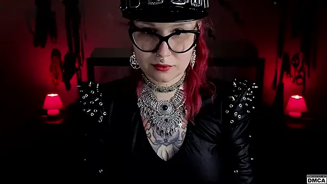 Amanita  Pantherina online show from December 3, 2025, 11:08 am