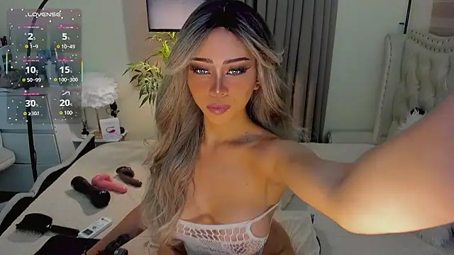 FinestGirlx online show from September 9, 2025, 6:40 pm