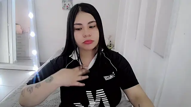 Snapshot of Youlittlepervertt_ chatting on May 20, 2026, 2:07 am Youlittlepervertt online show from May 20, 2026, 2:07 am