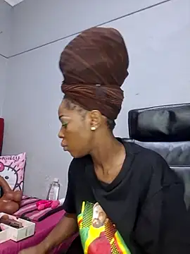 Snapshot of Shaniko89 chatting on March 3, 2025, 9:11 am Shaniko89 online show from March 3, 2025, 9:11 am