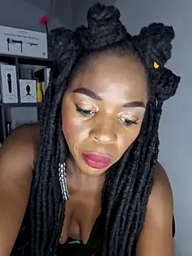 Snapshot of Shaniko89 chatting on March 11, 2025, 5:57 pm Shaniko89 online show from March 11, 2025, 5:57 pm