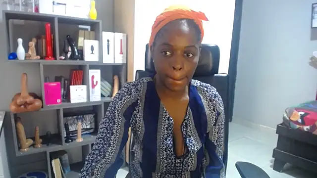 Snapshot of Shaniko89 chatting on September 25, 2025, 5:33 am Shaniko89 online show from September 25, 2025, 5:33 am